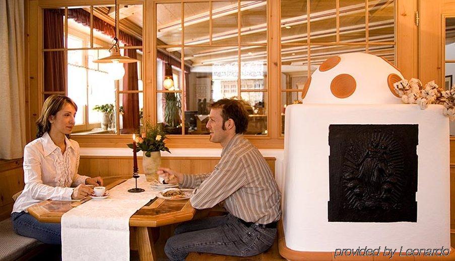 Hotel Nova Gaschurn Restaurante foto